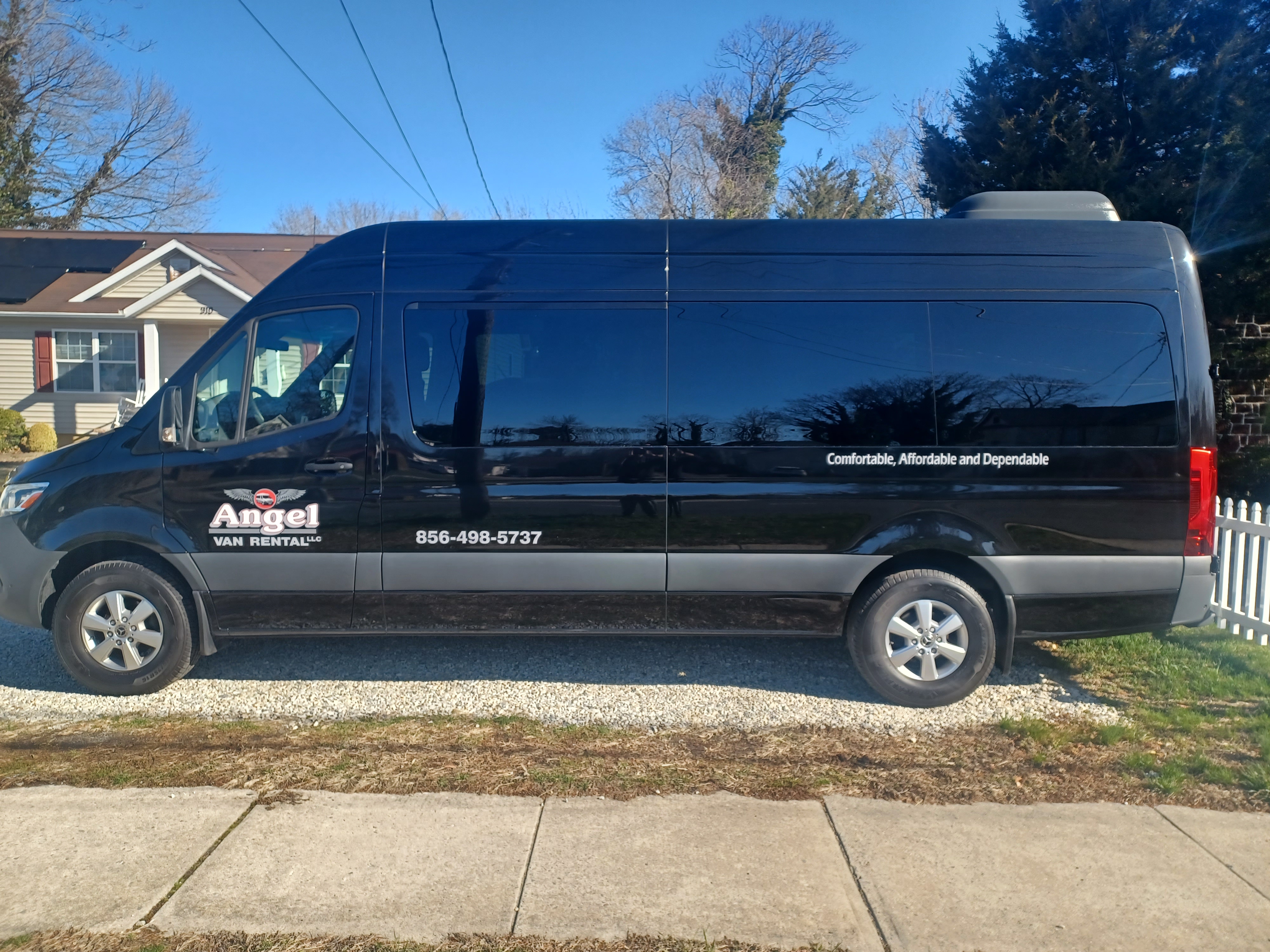 2023 Mercedes Benz Sprinter - Black